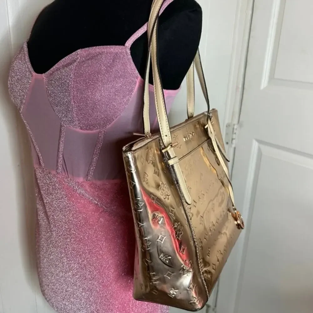 °｡⋆♡ Michael Kors Ciara Rose Gold Metallic Tote Bag NWT (HB-18)